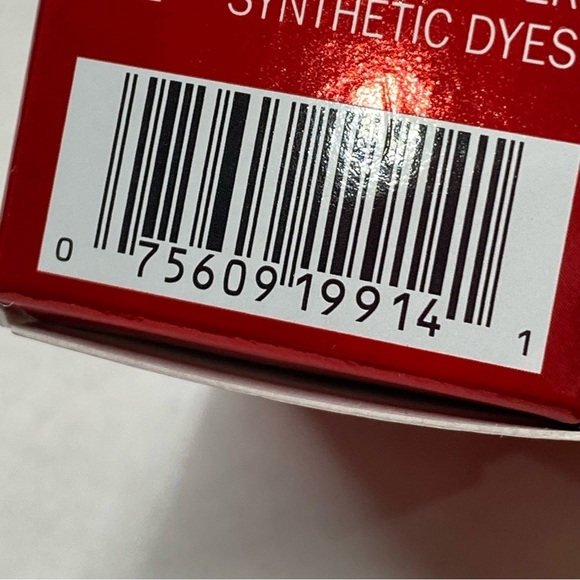 Olay Regenerist Broad Spectrum SPF15 Mineral Sunscreen Hydrating Moisturizer - Picture 4 of 5